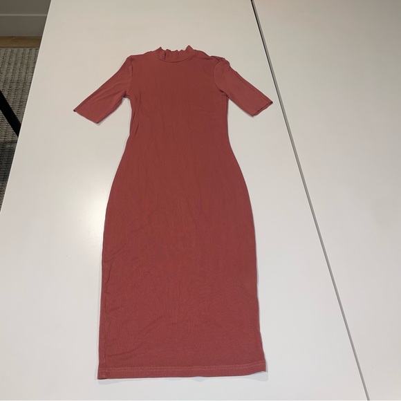 Long Orange dress medium size short sleeve 👗🛍️🛒 - Picture 3 of 6